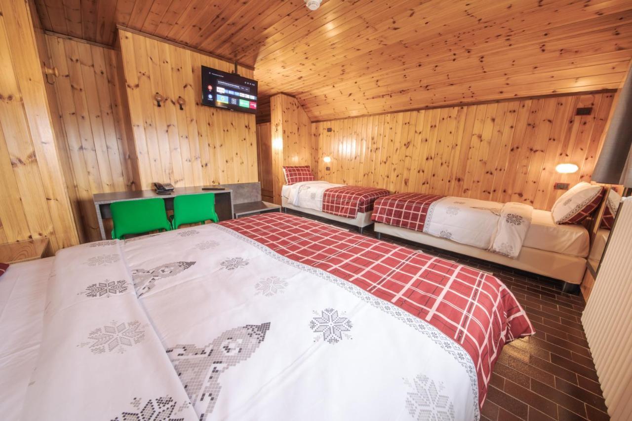 Albergo Quarto Pirovano Passo Stelvio Exteriör bild