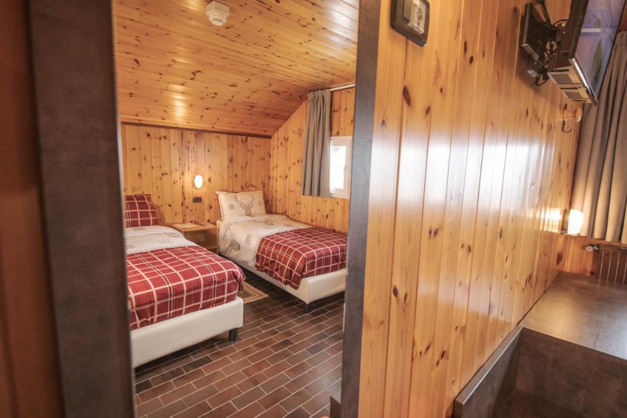 Albergo Quarto Pirovano Passo Stelvio Exteriör bild