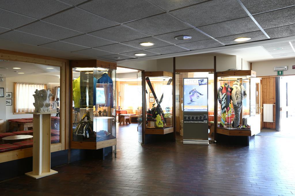 Albergo Quarto Pirovano Passo Stelvio Exteriör bild
